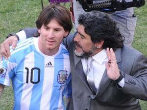 صورة أرشيفية لمارادونا وميسي