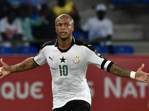 أندريه آيوو يحتفل بهدفه