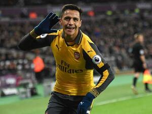 سانشيز يقود آرسنال للفوز