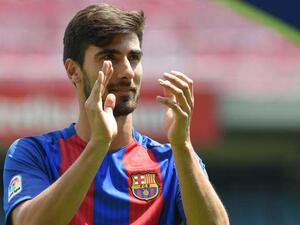 غوميش خلال تقديمه الرسمي