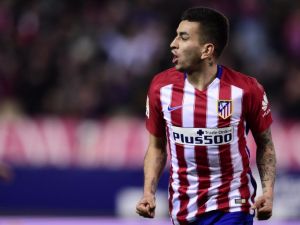 آنخيل كوريا يحتفل بهدفه