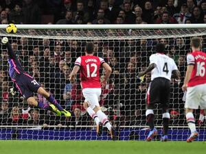 Liverpool v Arsenal: Projected lineups in crucial Anfield clash