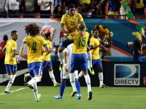 البرازيل يجرب لاعبيه أمام الإكوادور