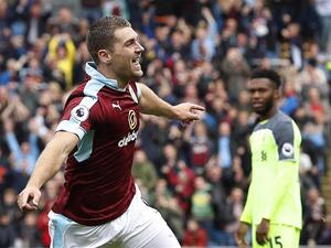 بيرنلي يتغلب على ليفربول