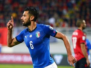 كاندريفا يحتفل بهدفه