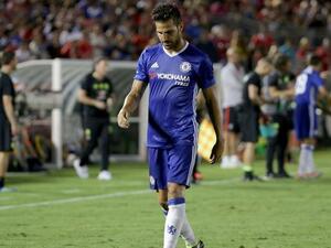 سيسك فابريغاس في طريقه للرحيل عن تشلسي