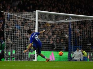 دييغو كوشتا يحتفل بهدفه