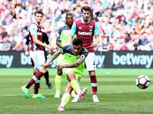 من مباراة الفريقين