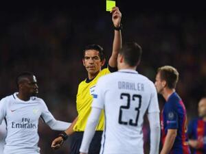 أداء آيتيكين أثار الجدل