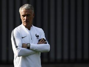 ديدييه ديشان أبرز المرشحين للفوز بالجائزة