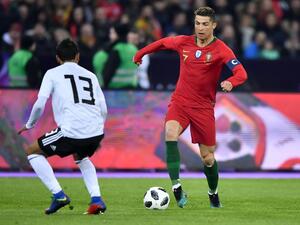 رونالدو يقود البرتغال للفوز