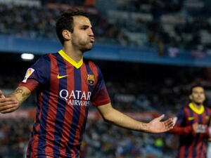 Man U hoping to net Fabregas after Barca opens up for Spaniard's offers