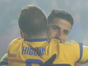 سامي خضيرة يهنىء هيغواين بهدفه