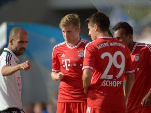 غوارديولا مع لاعبي بايرن