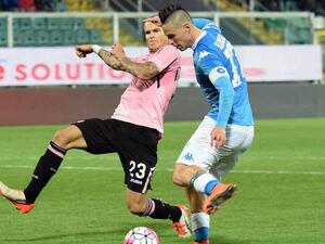 هامشيك خلال المباراة