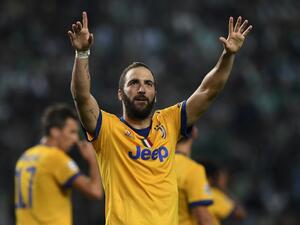 هيغواين يتألق للمباراة الثانية على التوالي