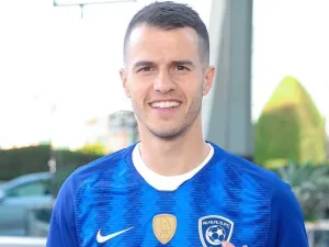 جيوفينكو بقميص الهلال