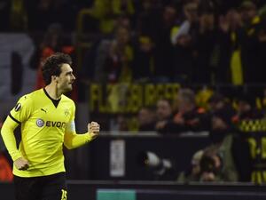 هوميلز يحتفل بهدفه