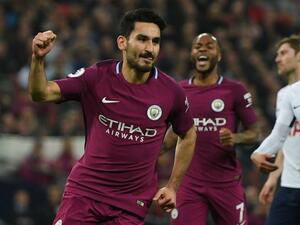 غوندوغان يحتفل بهدفه