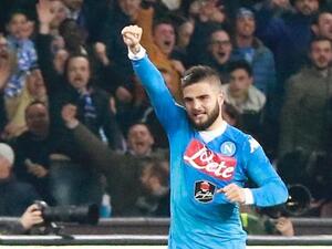 إينسينيي يحتفل بهدفه