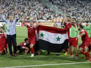 لاعبو سوريا يحتفلون بالتعادل الثمين