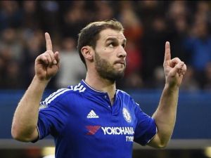 إيفانوفيتش يحتفل بهدفه