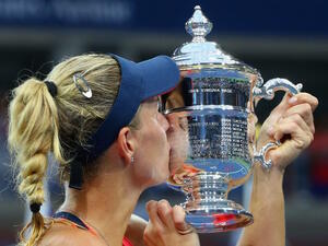 كيربر تحتفل بفوزها