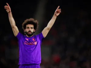 صلاح يقود ليفربول للفوز