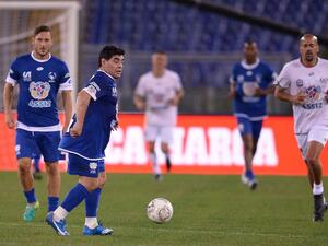 مارادونا خلال اللقاء