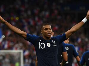 مبابي يقود أبطال العالم لفوز افتتاحي مهم