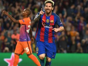 ميسي يقود البارسا لفوز كبير على فريق المدرب بيب غوارديولا