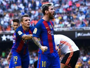 ميسي يوجه الإهانات لجماهير برشلونة وفقاً للتقارير الإعلامية