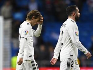 لوكا مودريتش أفضل لاعب في العالم يفشل في إنقاذ ريال مدريد