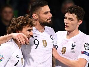 فرنسا تسحق مولدوفا