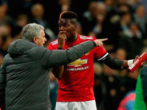 صورة أرشيفية لبوغبا ومورينيو اللذين لطالما كثرت المشاكل بينهما