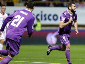 ناتشو يحتفل بهدفه الرائع