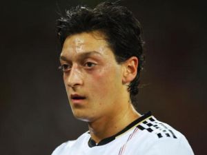 مسعود أوزيل