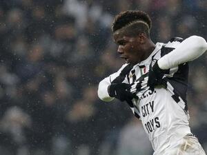 بوغبا يحتفل بهدفه