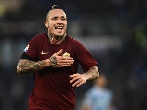 ناينغولان يحتفل بهدفه