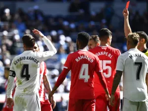 راموس يتلقى البطاقة الحمراء خلال لقاء ريال مدريد وجيرونا