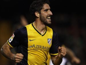 راؤول غارسيا بعد تسجيله هدف التقدم لأتلتيكو راؤول غارسيا بعد تسجيله هدف التقدم لأتلتيكو
