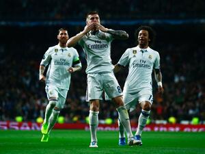 كروس يحتفل بهدفه