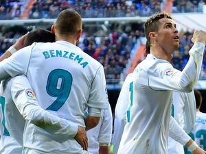 رونالدو وبنزيمة وبايل يمنحان الملكي فوزاً مهماً للتمسك بالمركز الثالث