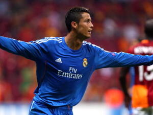 Beckham hints Ronaldo could be first signing for Miami soccer team