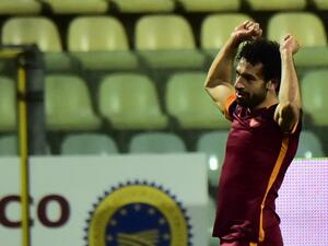 Roma's midfielder from Egypt Mohamed Salah celebrates after scoring a goal during the Serie A football match between Carpi and AS Roma at Alberto Braglia Stadium in Modena on February 12, 2016. 