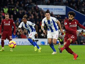 صلاح يرفع رصيده إلى 14 هدفاً ليتساوى في صدارة الهدافين مع غريميه هاري كاين وبيير إيميريك أوباميانغ