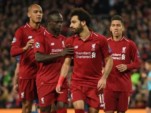 لاعبو ليفربول خلال اللقاء مع ريد ستار