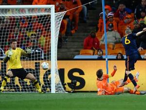 World Cup 2014: Spain v Netherlands Preview and Projected Lineups