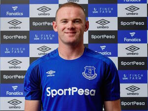 روني بقميص إيفرتون