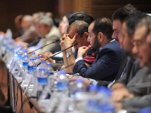 Members of the Syrian National Council (SNC) attend the National Coalition of Syrian Revolution and Opposition forces meeting in Istanbul (Ozan Kose / AFP)